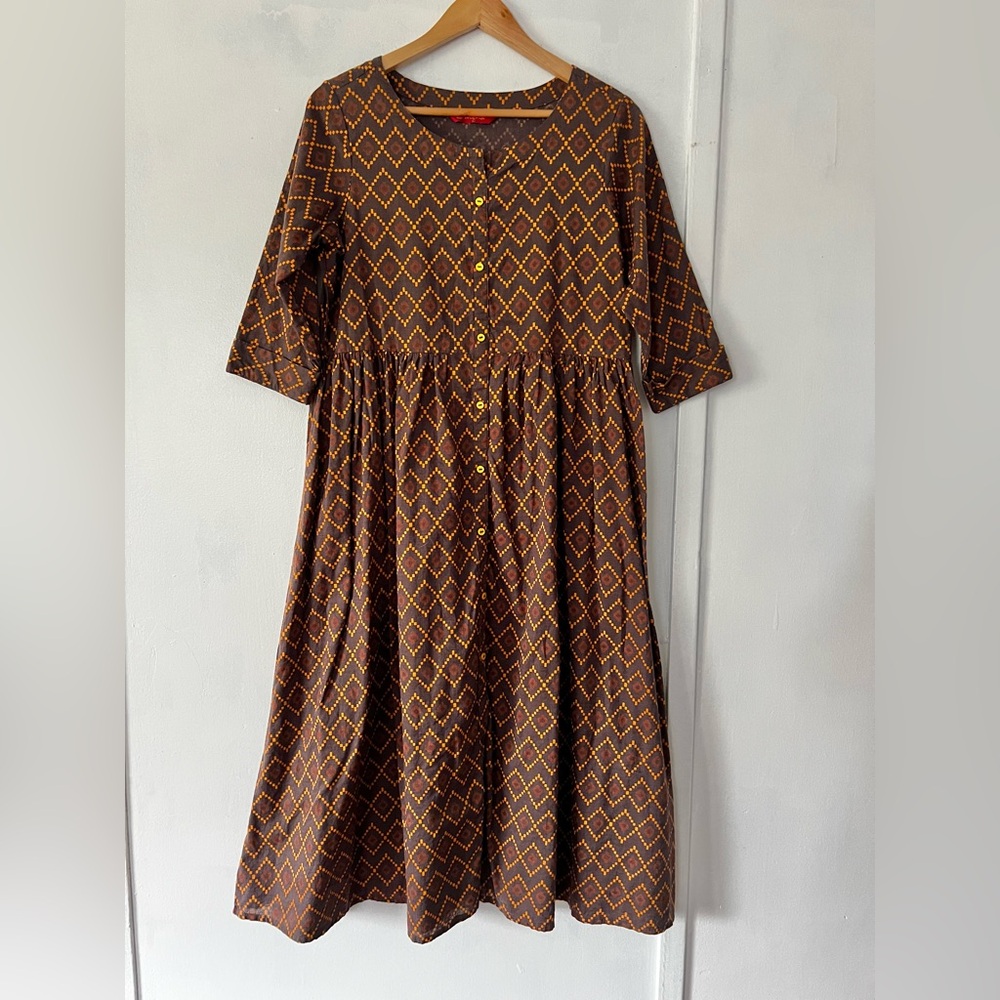 Geometric Patterned Brown Dress